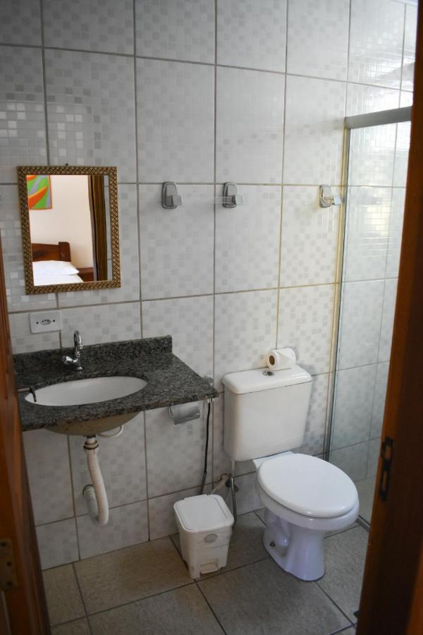 Pousada Oliveira Araquari Exteriör bild