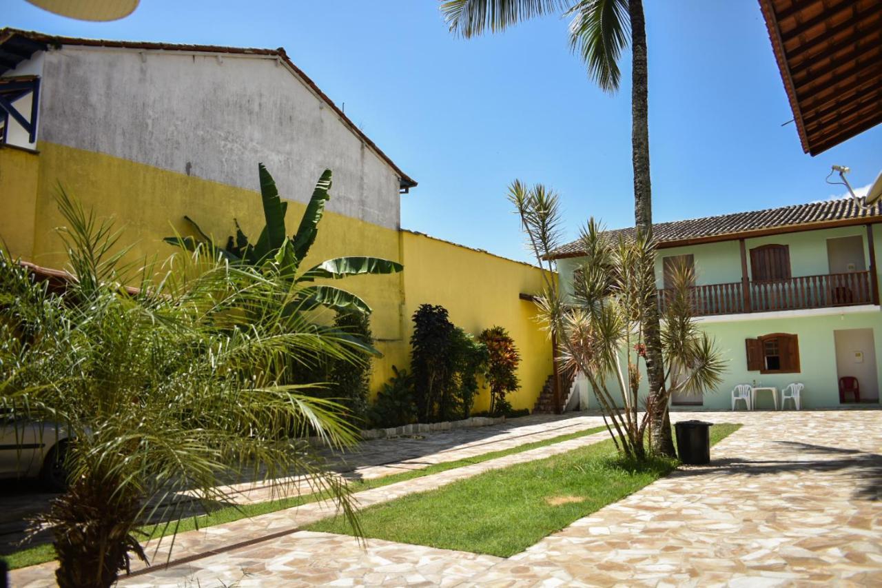 Pousada Oliveira Araquari Exteriör bild